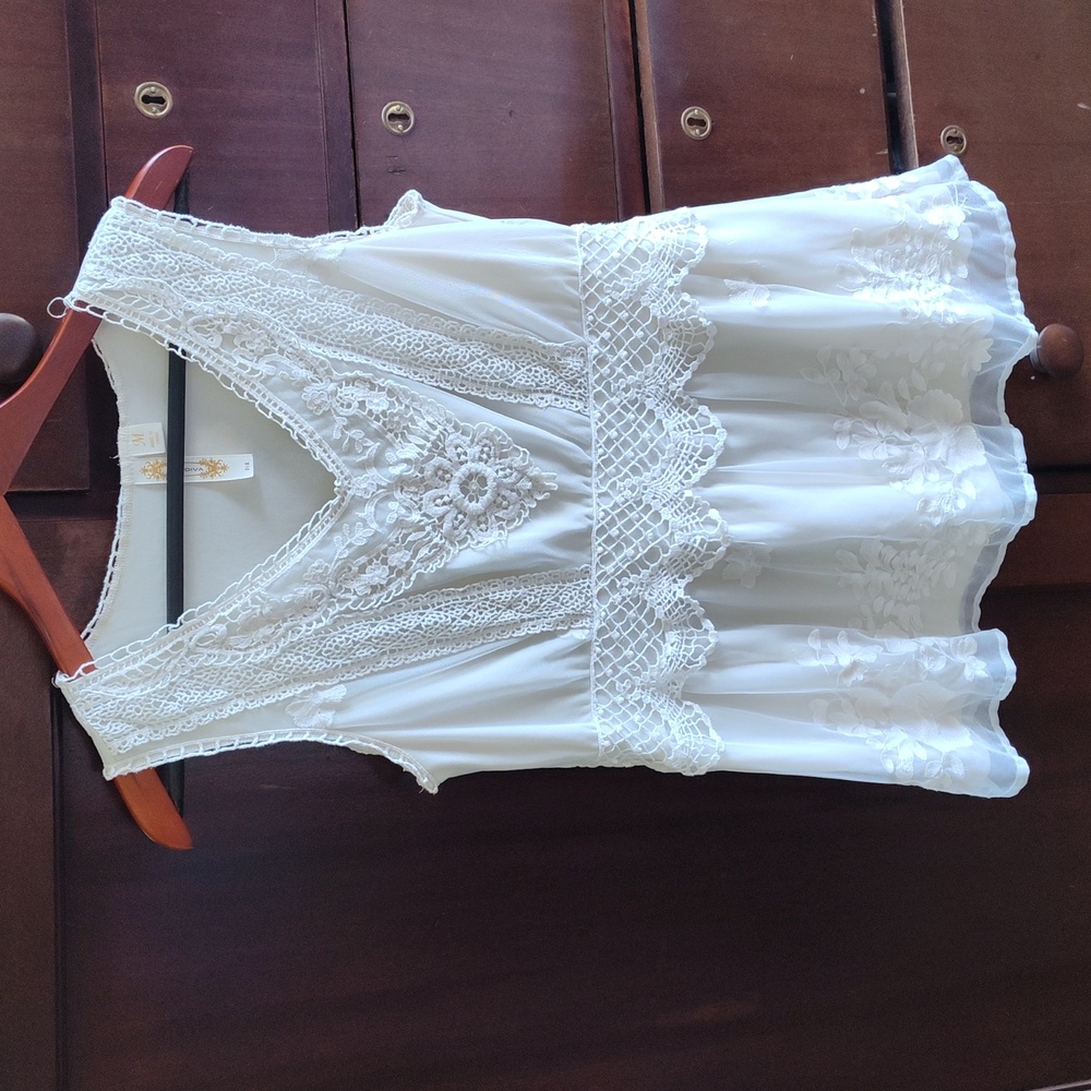 Adiva White